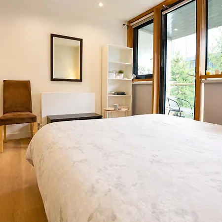 Beacon Guest Rooms Sandyford *