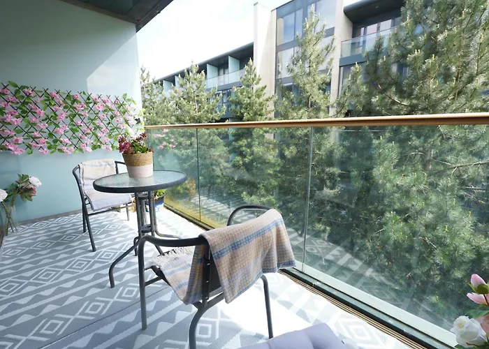 1 Bedroom Easy Life Convenient Sandyford