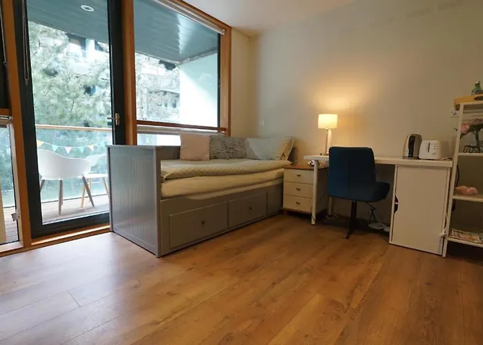 1 Bedroom Easy Life Convenient